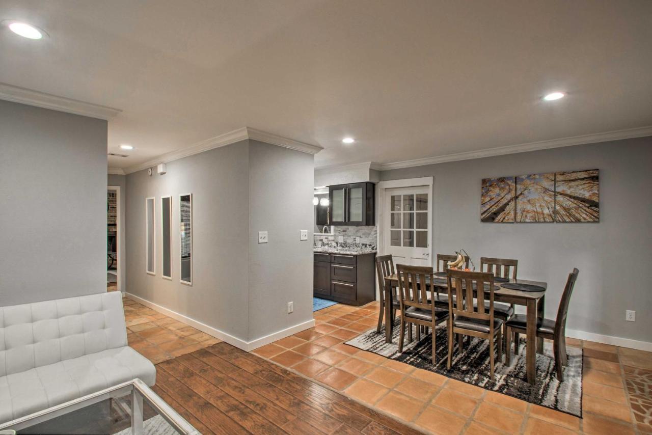 2-Story Pensacola Home With Game Room And Private Yard ภายนอก รูปภาพ